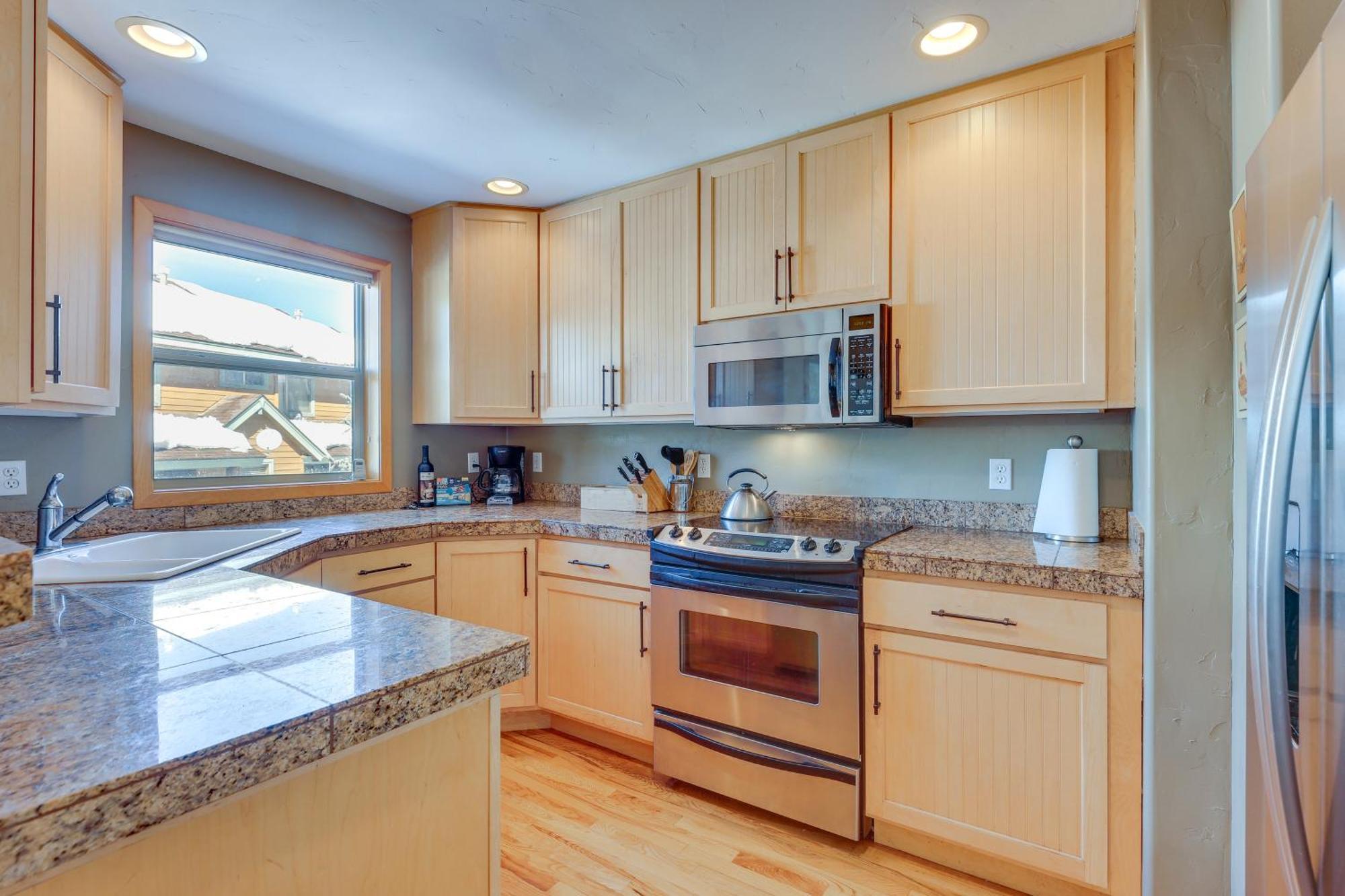 Airy Winter Park Gem With Private Outdoor Hot Tub!ヴィラ エクステリア 写真